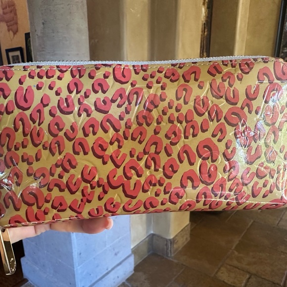 Authentic Louis Vuitton Limited Edition Stephen Sprouse Leapard Vernis Wallet - Picture 15 of 16